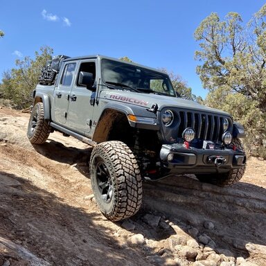 Earl paint color now available on 2023 Jeep Gladiator! | Jeep Gladiator ...