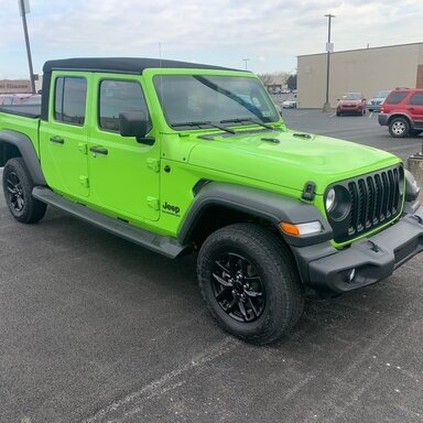 Sport S, 3.73, 35s With 2” Mopar Lift 