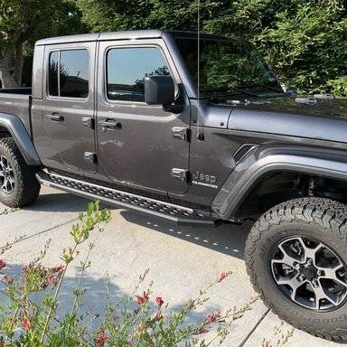 Go Rhino RB20 SLIM running boards -- pics? | Jeep Gladiator (JT) News