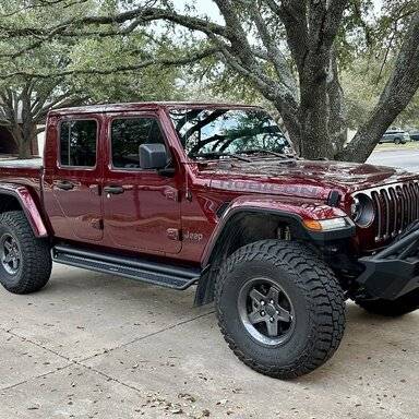 Cube Lights: Roadshock (Harbor Freight) vs. RIGID | Jeep Gladiator ...