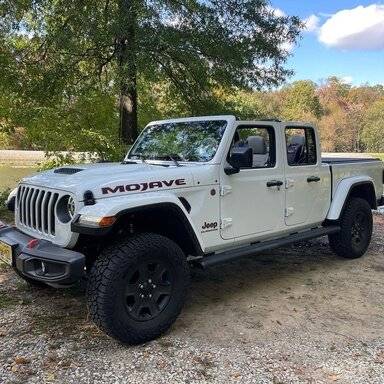 Mojave front locker using Rubicon switch. | Jeep Gladiator (JT) News ...