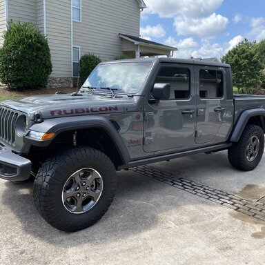 Georgia - 2021 Gladiator OEM Rubicon wheels | Jeep Gladiator Forum ...