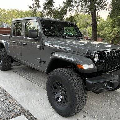 Wheels with Sting Ray Color Gladiator? | Page 3 | Jeep Gladiator (JT ...