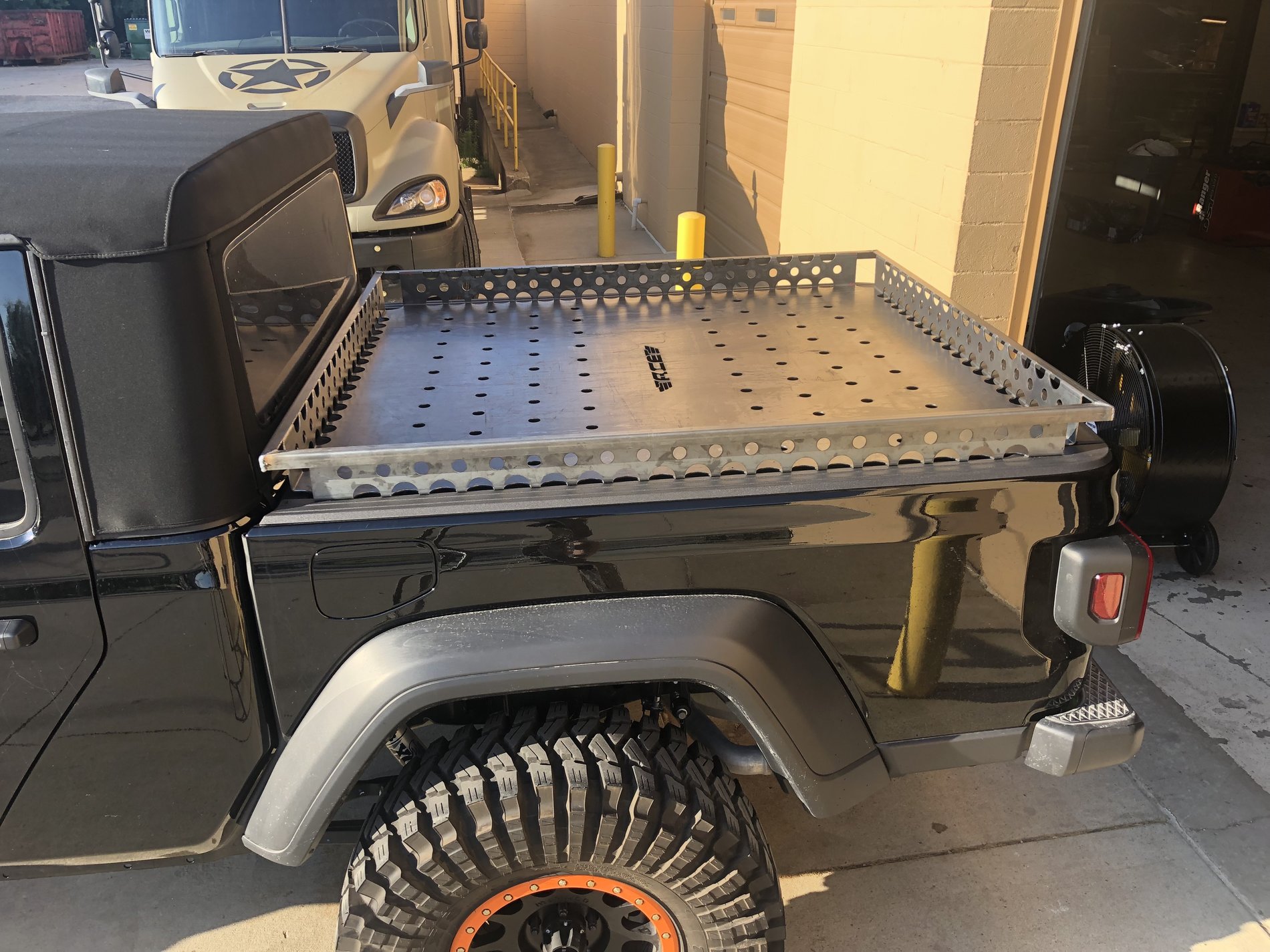 ACE Bed Rack / Basket Prototype For Gladiator – 2020+ Jeep Gladiator